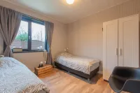 Stylishly furnished bungalow in Baarland