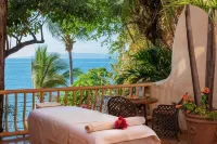 Villa Estrella Mar - 5 Star Luxury Villa - Staff - Private Pool - on the Beach!