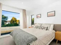 Wanaka Town House - Single Malt Hotels in Albert Town