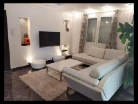 Modern F3 apartment 5 minutes from the beach with sea view Air-conditioned