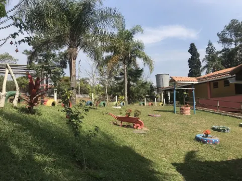 Wonderful Villa w/ 2 Suites + 3 Bedrooms w/ Pool and Barbecue with Advance