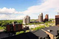 Stylish Calgary Downtown Executive Suite #BL231315
