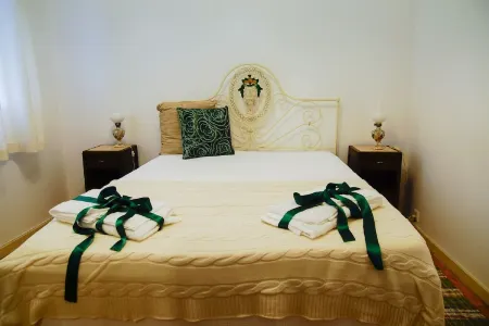 Casa dos Mochinhos - Your home in the Douro Отели рядом с достопримечательностью «Rancho Folclórico da CASA do POVO de Barqueiros, Mesão Frio- Douro»