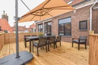 Spacious apartment in the center of Yerseke Hotels in Yerseke