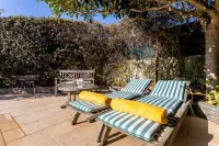 Casa Alegria. 3 Bedroom Villa, private pool, BBQ, free Wifi. Close to beaches.