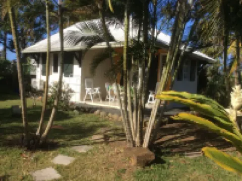 Charming bungalow located between sea and mountains Hotel a 