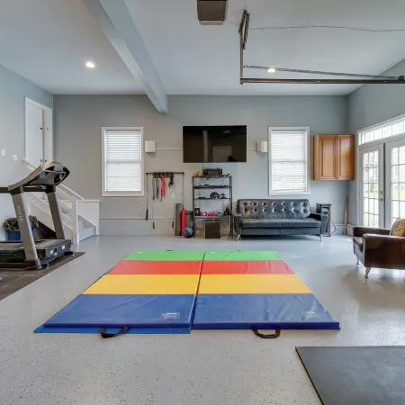 Cozy Virginia Vacation Rental w/ Seasonal Pool!