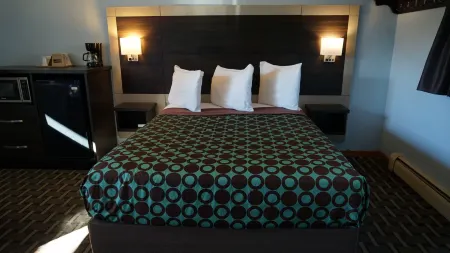 Budget Host Inn Fridley Отели в г. Спринг-Лейк-Парк