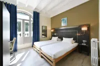 現代飯店 阿拉斯要塞附近的飯店