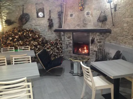 Hotel Mas Palou Отели рядом с достопримечательностью «Platja Gran»