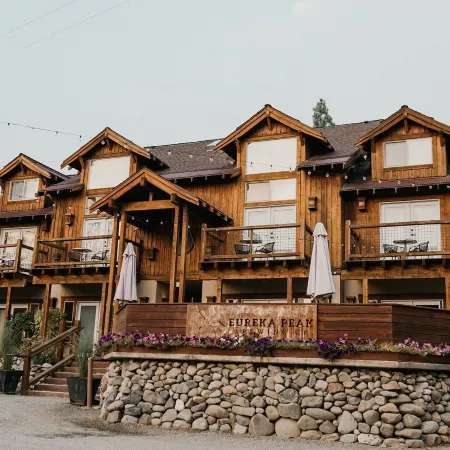 Chalet View Lodge