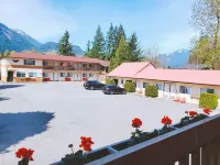 Red Roof Motor Inn Hotels in Hope