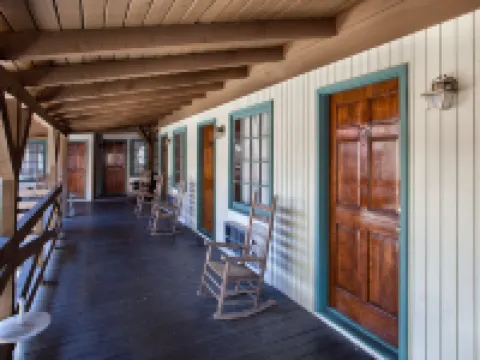 Helendorf River Inn, Suites & Conference Center Hotels in Helen