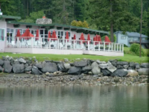 Lopez Islander Resort Hotels in Lopez