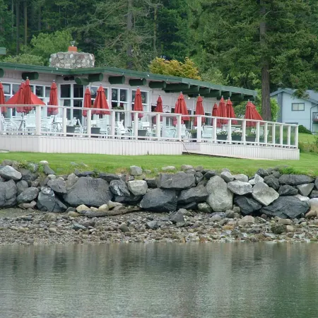 Lopez Islander Resort