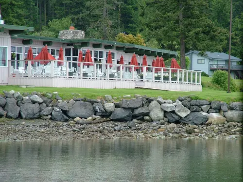 Lopez Islander Resort Hotels in Lopez