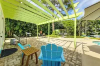 Tropical Pool Oasis on Quarter Acre by Downtown Stuart