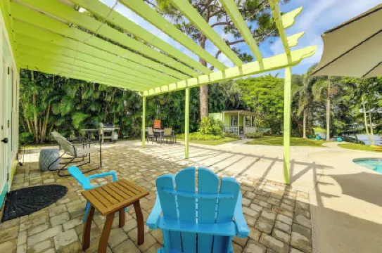 Tropical Pool Oasis on Quarter Acre by Downtown Stuart