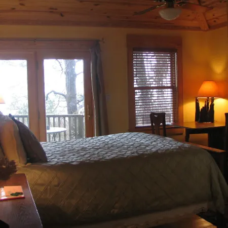 Cypress Moon Inn