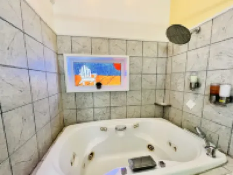 New Buffalo Inn & Spa Hotels in New Buffalo