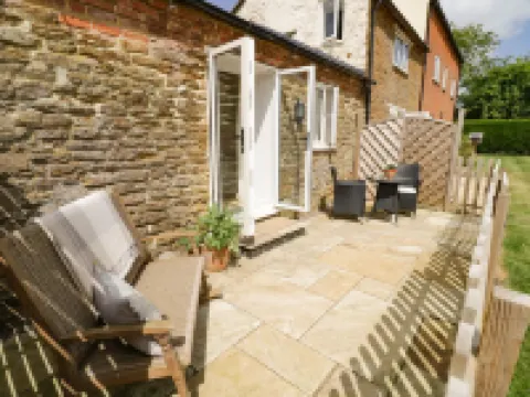 Oak Barn Hotels in Daventry