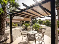 Island Sun Inn & Suites - Historic Venice & Beach Getaway Hotels in Venice