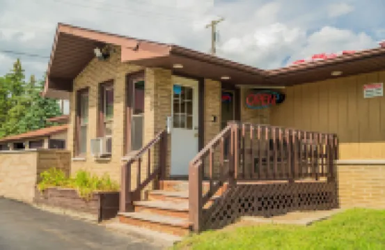 Kingsway Inn Hotels in 