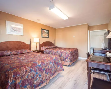 Gold Pan Motel Hotels in Quesnel