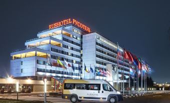 Rushotel