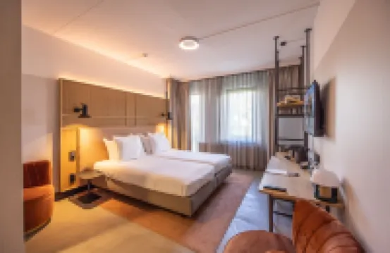โรงแรมโนทิซ