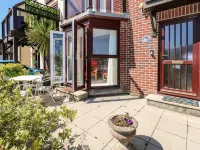 Yacht Haven View Hotels in Llanstadwell