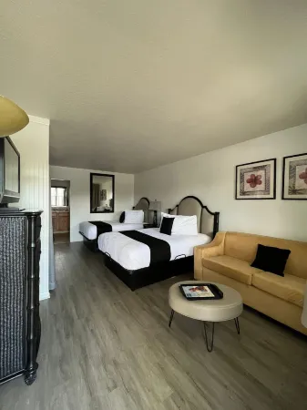 Holiday Isles Resort