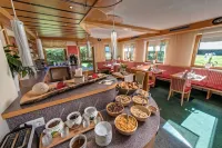Hotel Garni Romantika - breakfast
