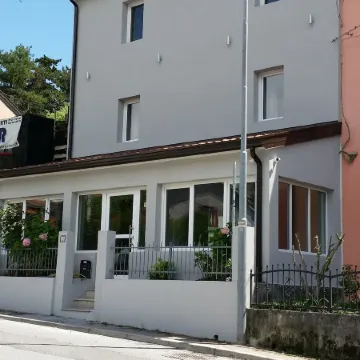 Hotel Aurora Duino Отели рядом с достопримечательностью «Duino Castle»