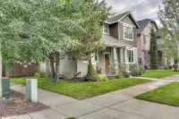 Aspen Ridge 3 Bedroom Home by RedAwning
