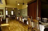 Midland Railroad Hotel Hotels in Wilson