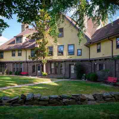 Rutgers University Inn and Conference Center Hotel Exterior