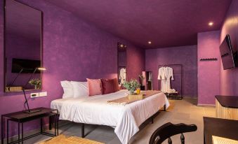 Colorful & Lively Centro Gem 5Br, Rooftop Patio