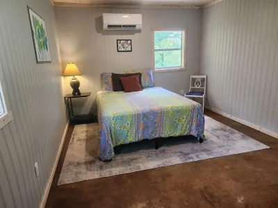 1-bedroom, dog friendly cottage