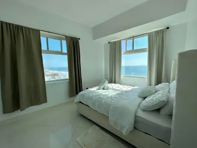 Amazing Sunset Beach Condo