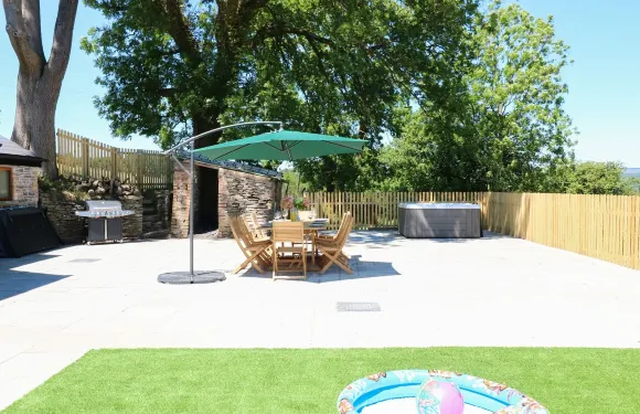 蓋裏烏克泰農場酒店