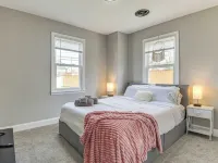 4 Mi to Universities: Quaint Parkville Apartment! Hotels in Parkville