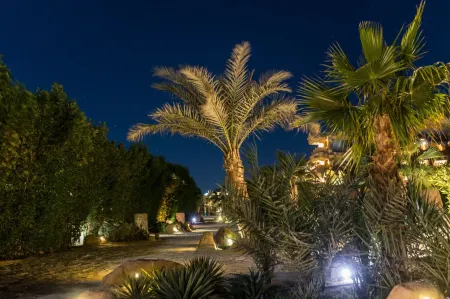 Caves Beach Resort Adults Only