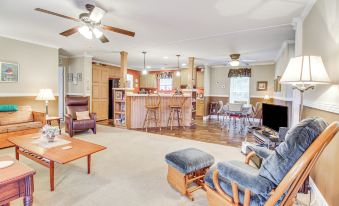 Wfh-Friendly Rural and Secluded Gem in Claxton!