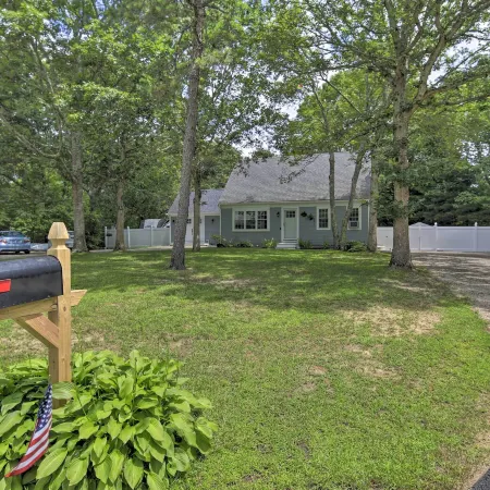 5 Mi to Beach: Cape Cod Getaway w/ Grill