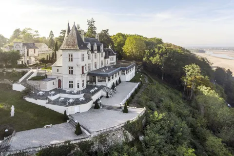 Chateau le Prieuré Saumur - la Maison Younan
