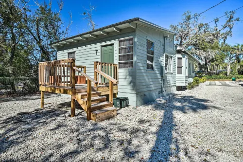 Downtown DeLand Home Walk to Stetson University! - parking