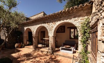 Chambres d´Hôtes Prieuré d'Orniols