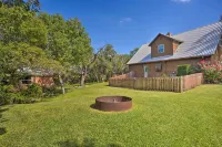 Lake Granbury Getaway! Family Home w/ Deck & Games - 3-Star