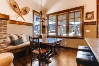 大湖中心的寵物友好小屋